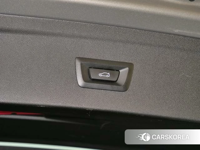 BMW iX 2023 Серебристо-серый из Китая, фото 2