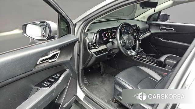 Kia Sportage 5th Generation 2023 Серебристо-серый из Кореи, фото 2