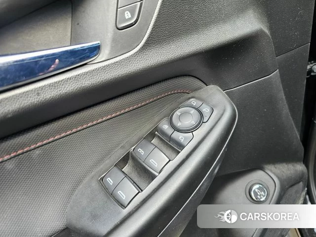 Chevrolet (GM Daewoo) Trailblazer 2021 Черный из Кореи, фото 2