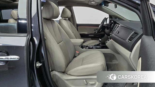 Kia The New Carnival 2019 Серый из Кореи, фото 2