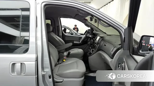 Hyundai The New Grand Starex 2020 Серебряный из Кореи, фото 2