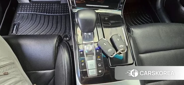 Kia K7 Premier Hybrid 2020 Жемчужный цвет из Кореи, фото 2