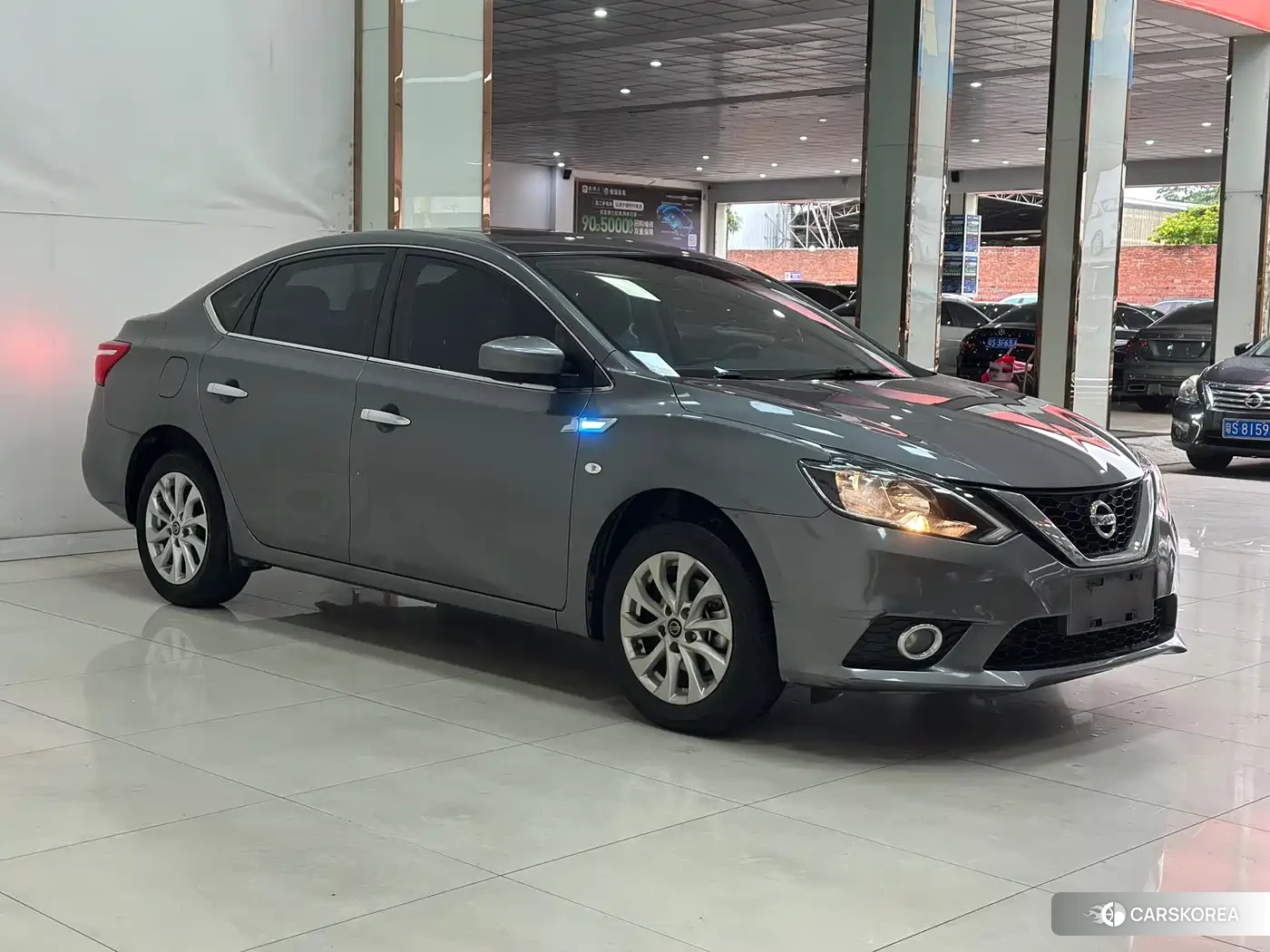 Nissan Sylphy 2022 Silver/gray из Китая, фото 2