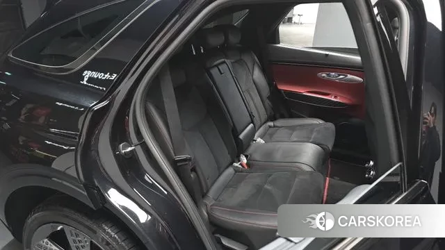 Genesis GV70 2021 Черный из Кореи, фото 2