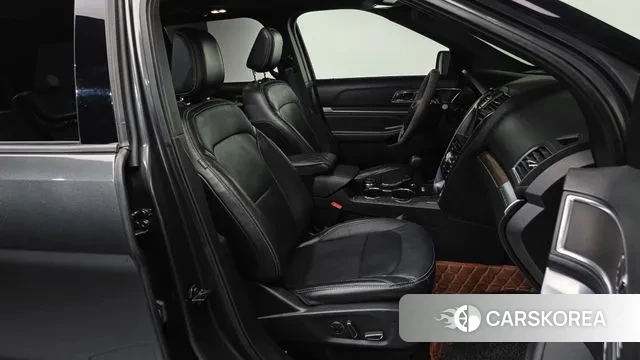 Ford Explorer 2018 Серый из Кореи, фото 2