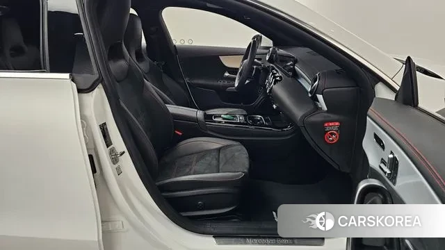 Mercedes-Benz CLA-Class C118 2024 Белый из Кореи, фото 2