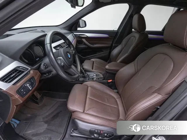 BMW X1 (F48) 2021 Серый из Кореи, фото 2