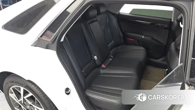 Hyundai Grandeur (GN7) 2023 Белый из Кореи, фото 2