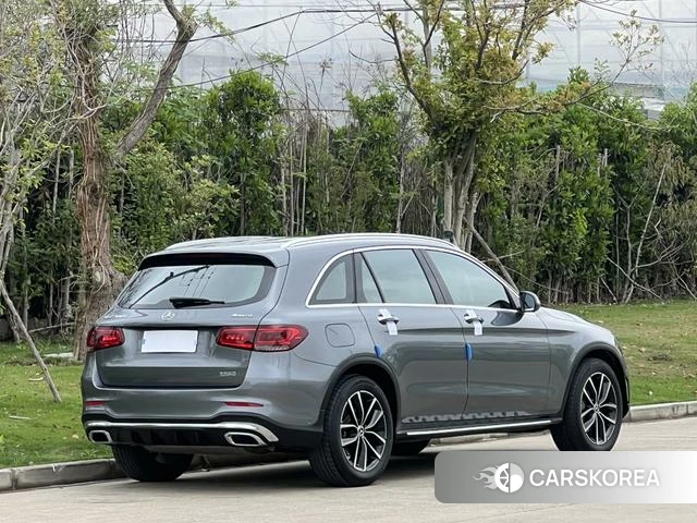 Mercedes-Benz GLC 2021 Темно-серый из Китая, фото 2