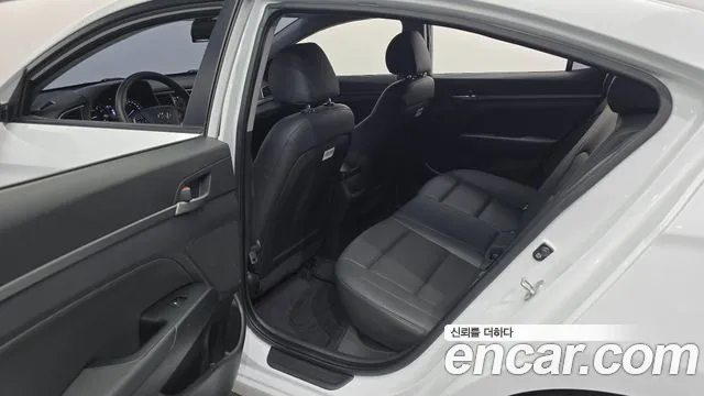 Hyundai Avante AD id 2467711 из Кореи 2