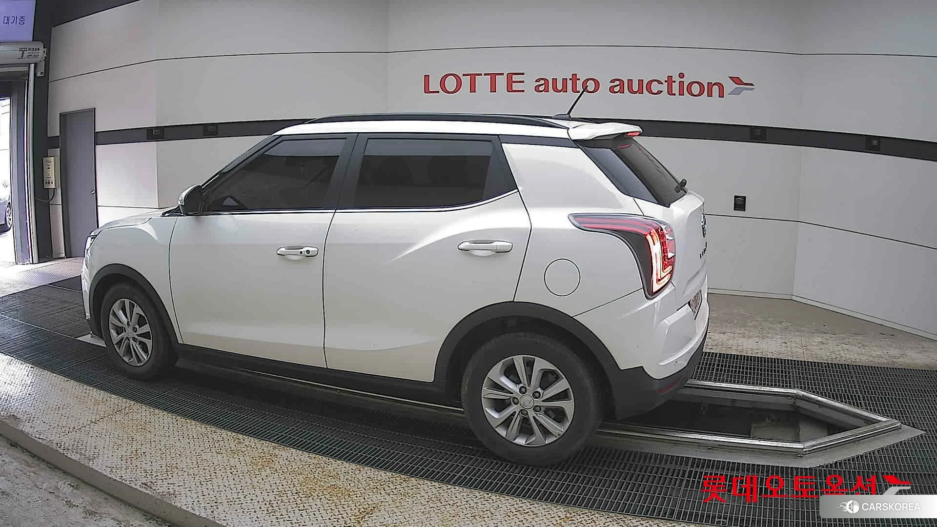 SsangYong Tivoli 2021 Grand White из Кореи, фото 2