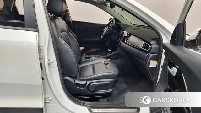 Kia Niro 2018 Белый из Кореи, фото 2