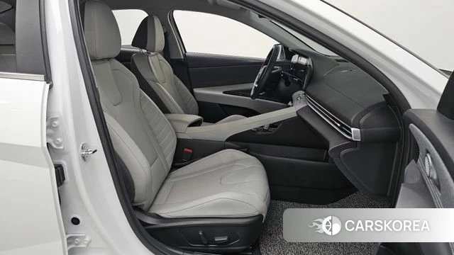 Hyundai Avante (CN7) 2023 Белый из Кореи, фото 2