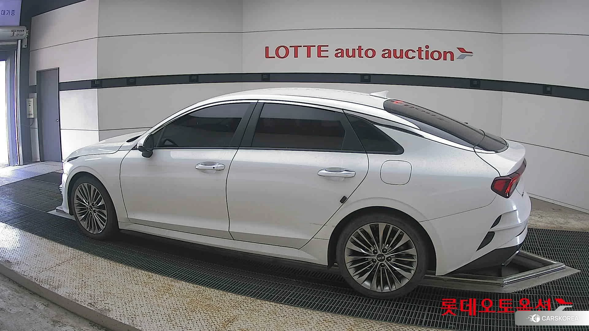 Kia K5 2020 Snow White Pearl (optional) из Кореи, фото 2
