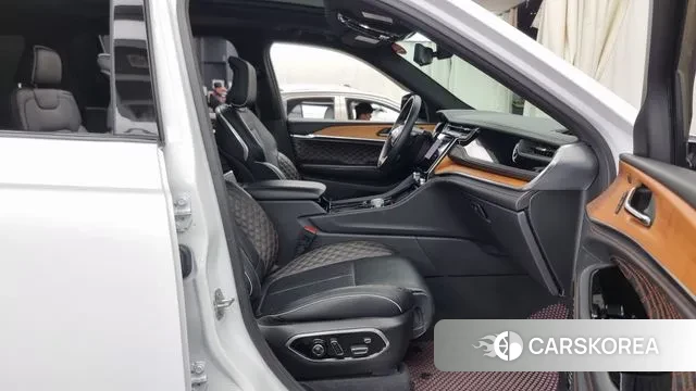 Jeep Grand Cherokee (WL) 2023 Белый из Кореи, фото 2