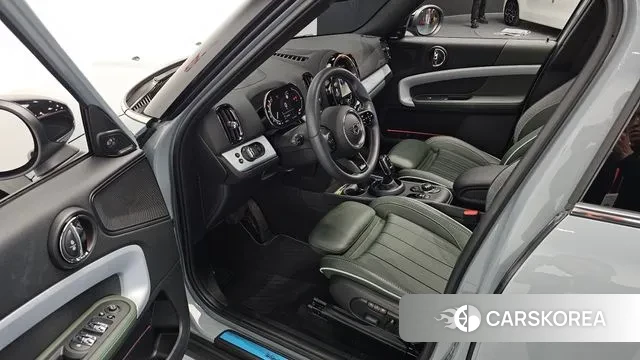 Mini Cooper S Countryman 2023 Цвет галактики из Кореи, фото 2