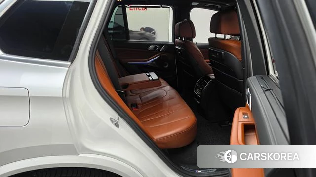BMW X5 (G05) 2023 Белый из Кореи, фото 2