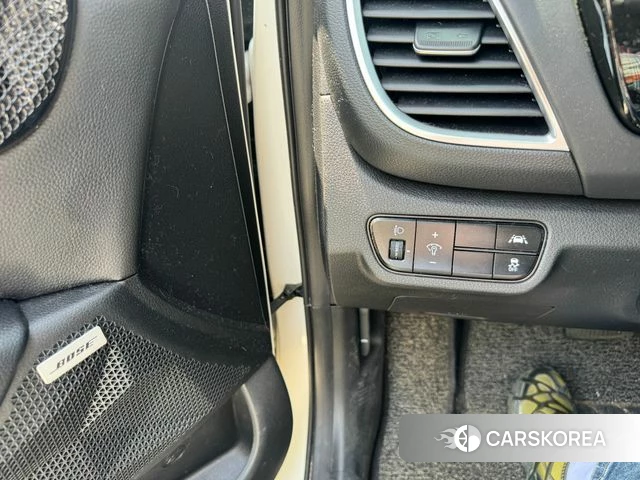 Kia Seltos 2021 Белый из Кореи, фото 2