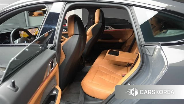 BMW i4 2023 Серый из Кореи, фото 2