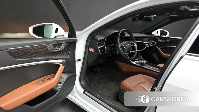 Audi A6 (C8) 2023 Белый из Кореи, фото 2