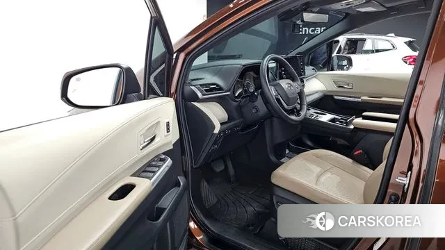 Toyota Sienna 4th Generation 2023 Оранжевый из Кореи, фото 2