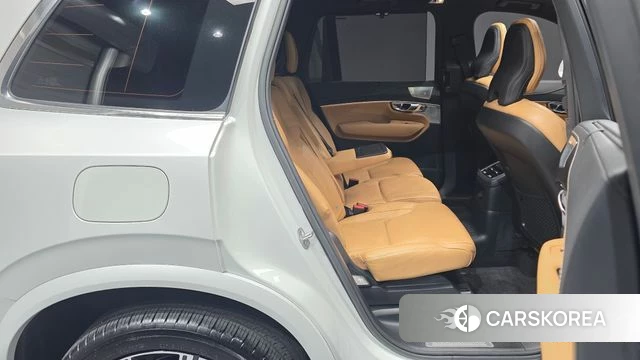 Volvo XC90 second Generation 2022 Белый из Кореи, фото 2