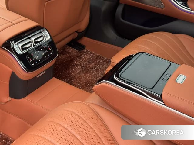 Mercedes-Benz S-class 2021 Черный из Китая, фото 2