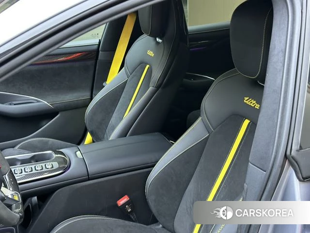 Xiaomi Car Xiaomi SU7 Ultra 2025 Серебристо-серый из Китая, фото 2