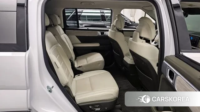 Hyundai Santa Fe (MX5) 2024 Белый из Кореи, фото 2