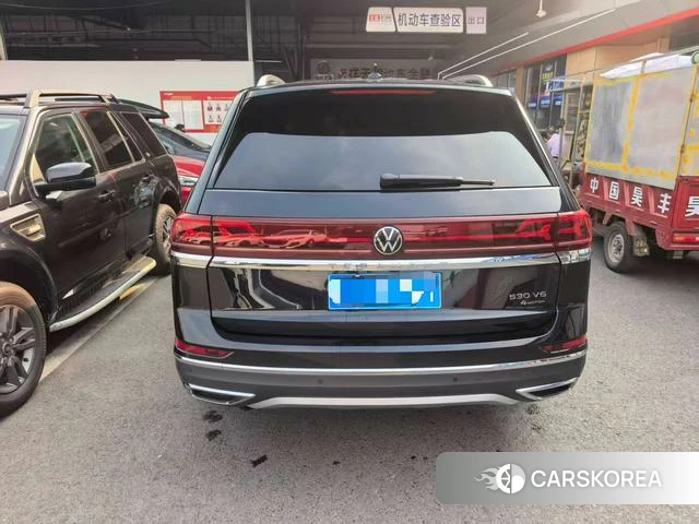 Volkswagen Tourang 2021 Черный из Китая, фото 2