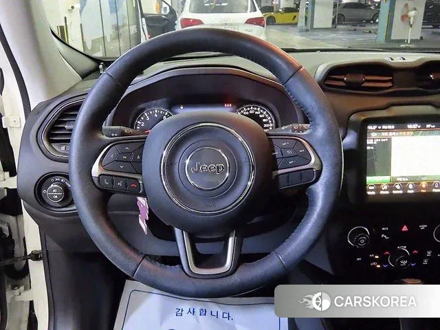 Jeep Renegade id 3169616 из Кореи 2
