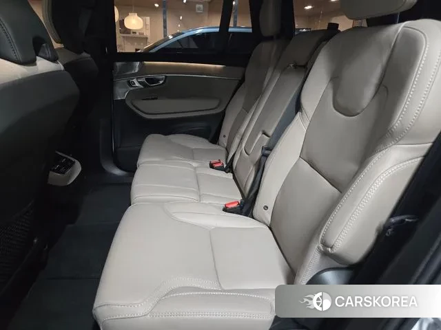 Volvo XC90 second Generation 2025 Белый из Кореи, фото 2