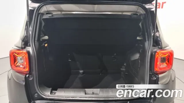 Jeep Renegade 2021 Черный из Кореи, фото 2