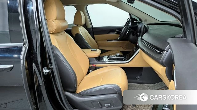 Kia Carnival 4th generation 2021 Черный из Кореи, фото 2