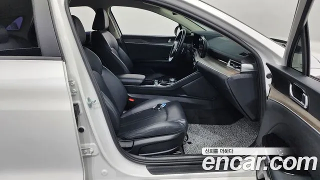 Kia K5 3rd generation 2021 Белый из Кореи, фото 2