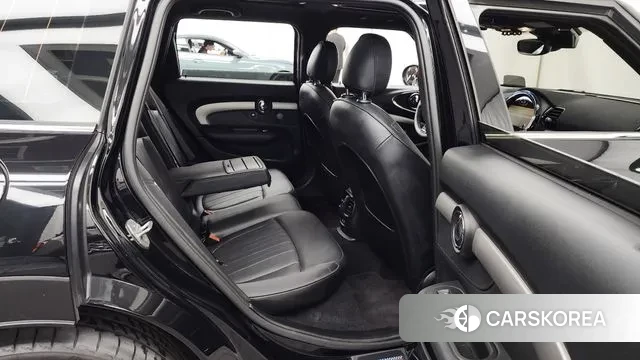 Mini Cooper S Clubman 2023 Черный из Кореи, фото 2