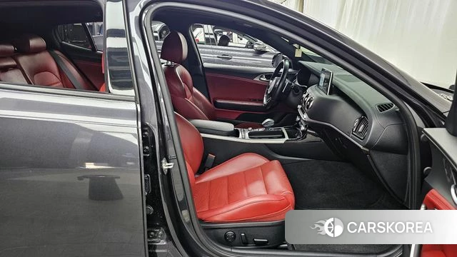 Kia Stinger 2019 Серый из Кореи, фото 2