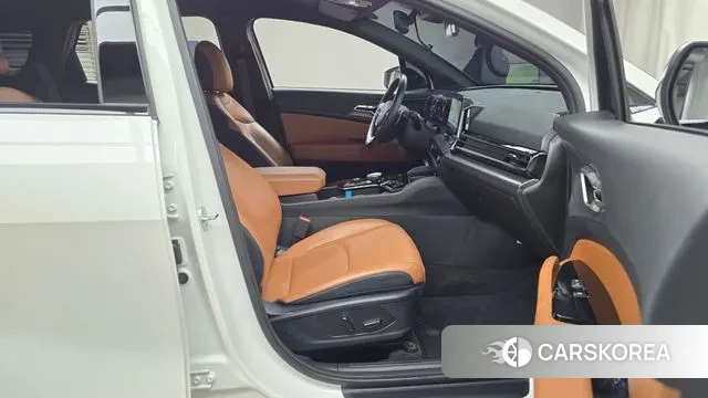 Kia Sportage 5th Generation 2023 Белый из Кореи, фото 2