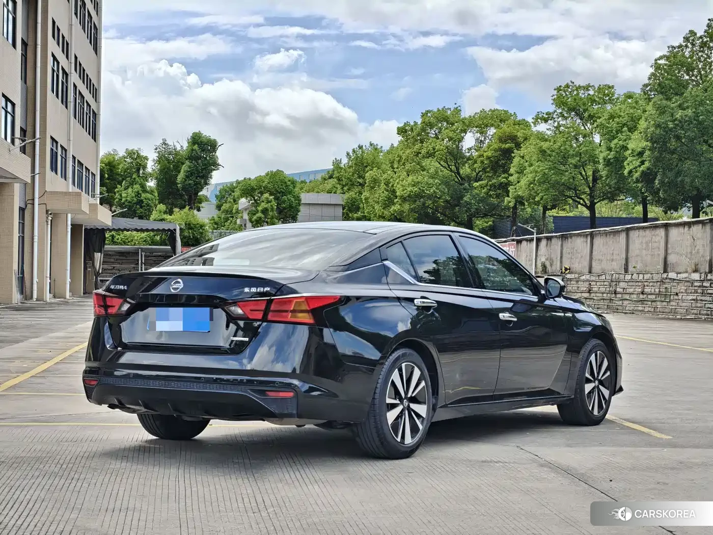 Nissan Altima 2022 Черный из Китая, фото 2