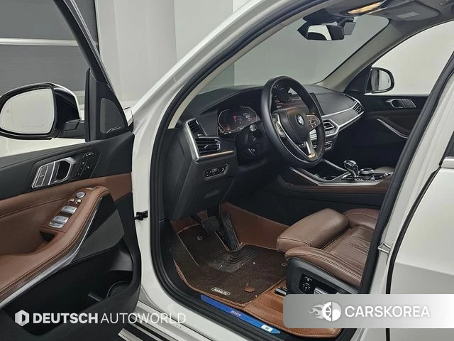 BMW X7 (G07) 2022 Белый из Кореи, фото 2