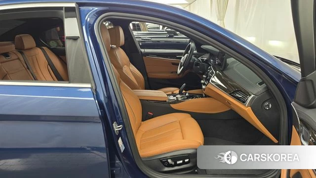 BMW 5 Series (G30) 2020 Синий из Кореи, фото 2