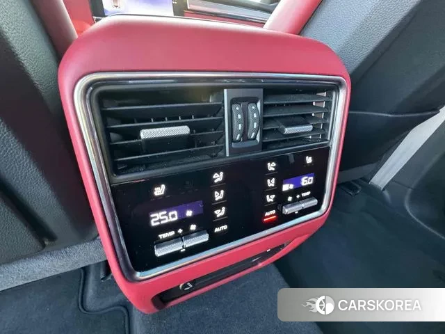 Porsche Cayenne (PO536) 2022 Цвет галактики из Кореи, фото 2