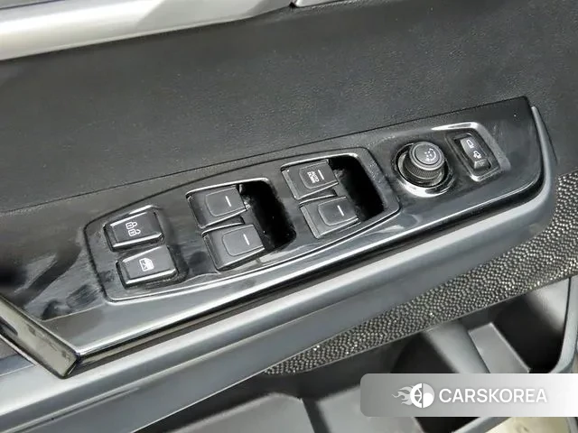 Ssangyong Torres 2023 Серый из Кореи, фото 2