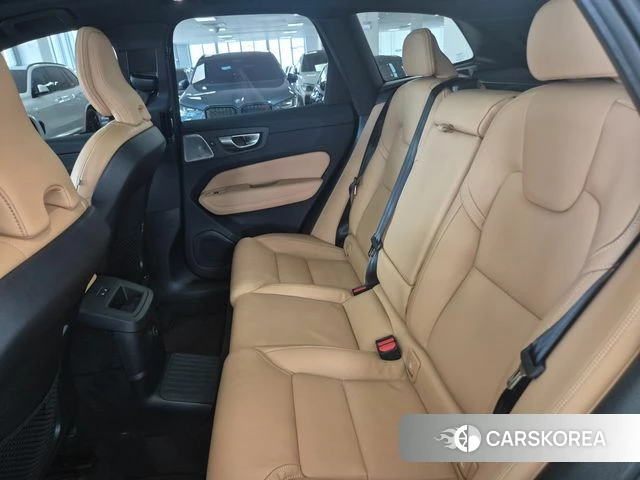 Volvo XC60 second Generation 2025 Черный из Кореи, фото 2