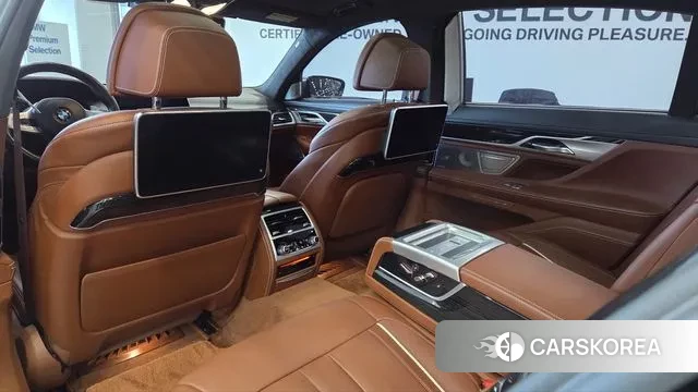 BMW 7 Series (G11) 2019 Черный из Кореи, фото 2