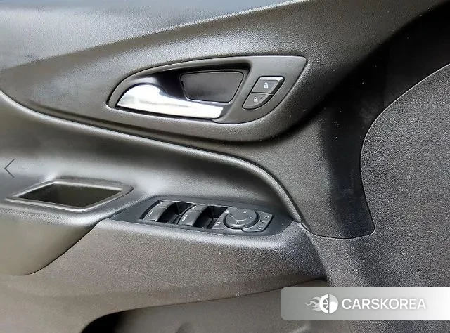 Chevrolet (GM Daewoo) Equinox 2018 Черный из Кореи, фото 2