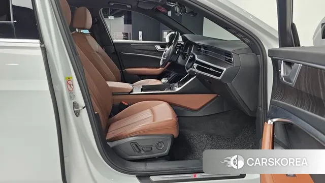 Audi A6 (C8) 2023 Белый из Кореи, фото 2