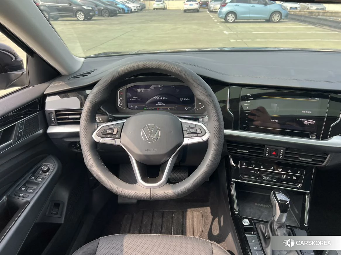 Volkswagen Passat 2024 Черный из Китая, фото 2