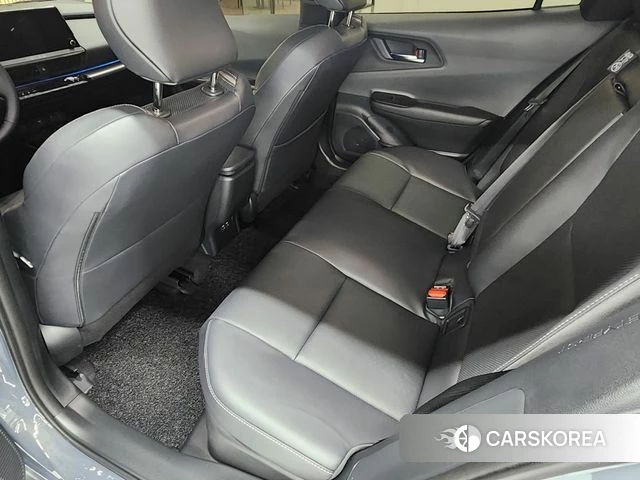 Toyota Prius 5th Generation 2026 Серый из Кореи, фото 2