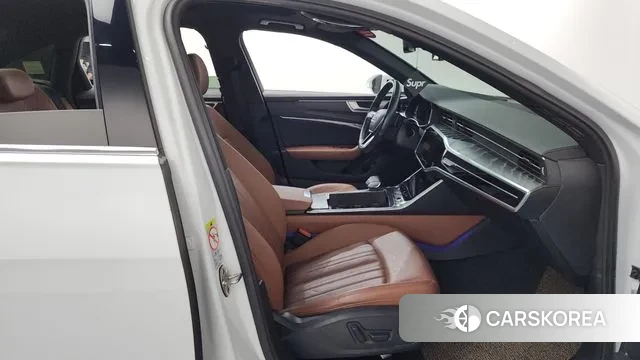 Audi A6 (C8) 2021 Белый из Кореи, фото 2